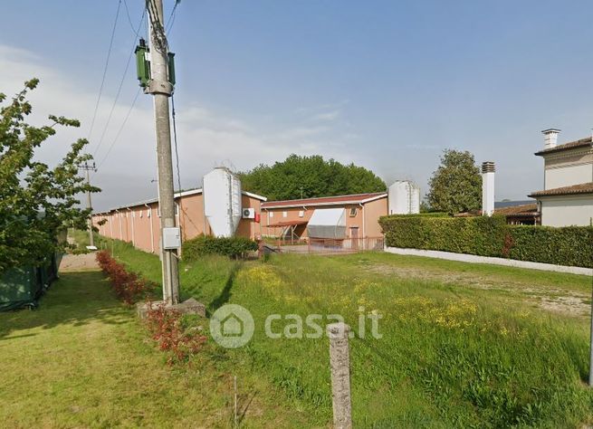 Capannone in commerciale in Calle dell'Orso