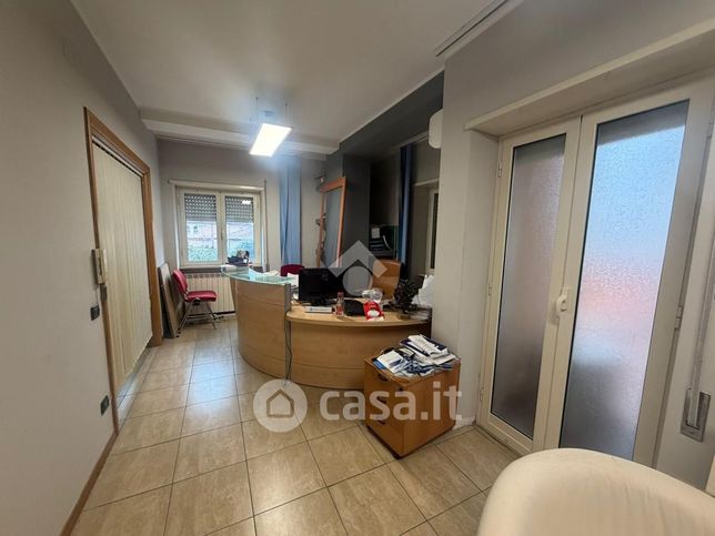 Ufficio in commerciale in Via Giuseppe Ferri