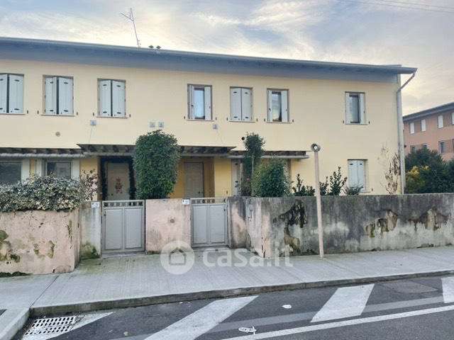 Appartamento in residenziale in Via Zara 25 b