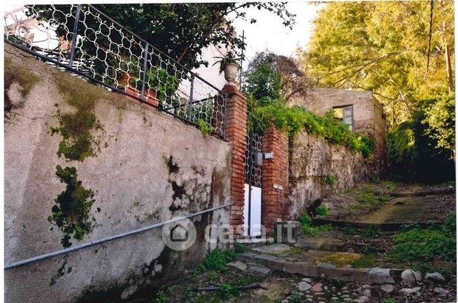 Terreno edificabile in residenziale in Via Consolare Pompea