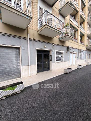 Ufficio in commerciale in Via Pietro Ottoboni 37