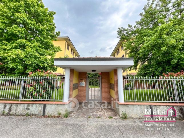 Appartamento in residenziale in Via Martiri della Libertà 44