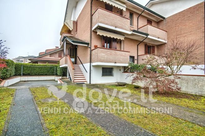 Villetta a schiera in residenziale in Via Pier Paolo Pasolini 7