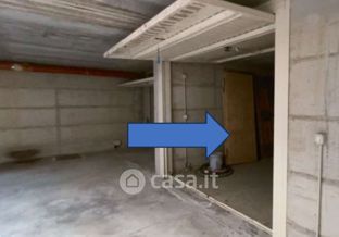 Box/posto auto in residenziale in Via Fossarmato 5