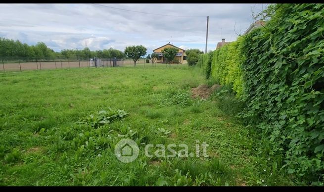 Terreno edificabile in residenziale in Via Padova 10