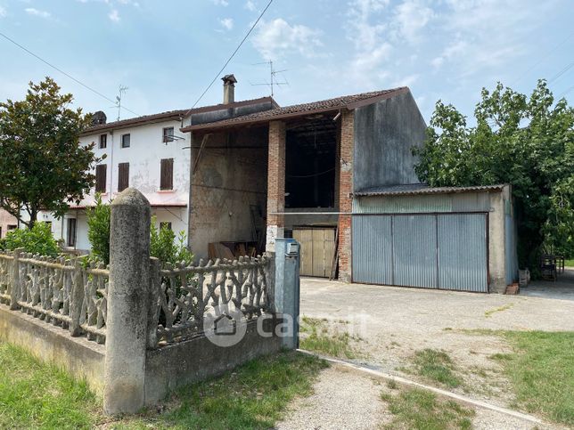 Rustico/casale in residenziale in