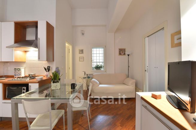 Appartamento in residenziale in Via Miramonte 1