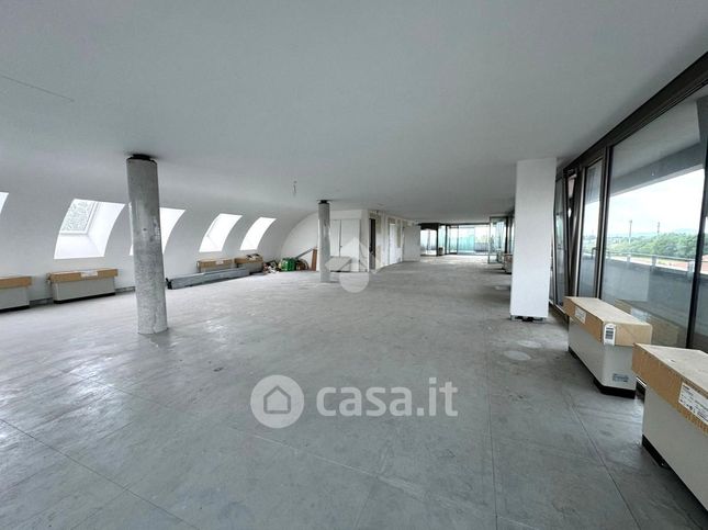 Ufficio in commerciale in Via G.Verdi 53