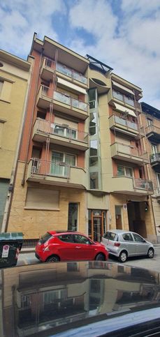 Appartamento in residenziale in Via Cesare Balbo 23