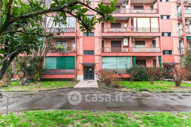 Appartamento in residenziale in Via Console Marcello 38