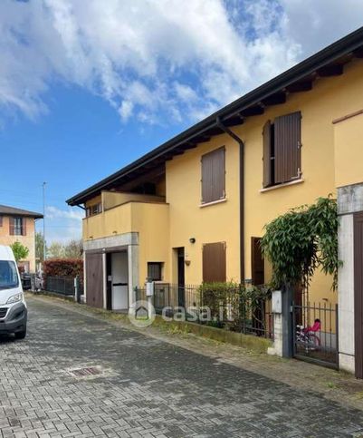 Villetta a schiera in residenziale in Via Massimo Samoggia