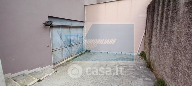 Capannone in commerciale in Via San Marino