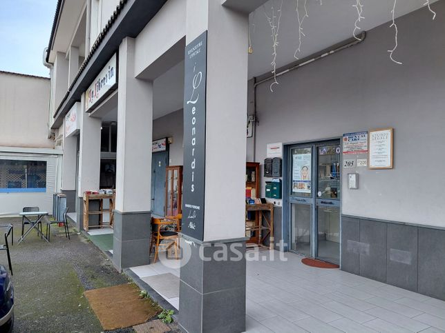 Ufficio in commerciale in Via Ripuaria 205