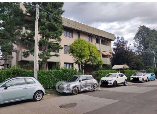 Appartamento in residenziale in Via Lombardia 6