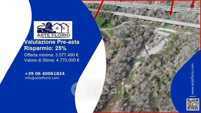 Terreno edificabile in residenziale in Strada Statale 106 Jonica