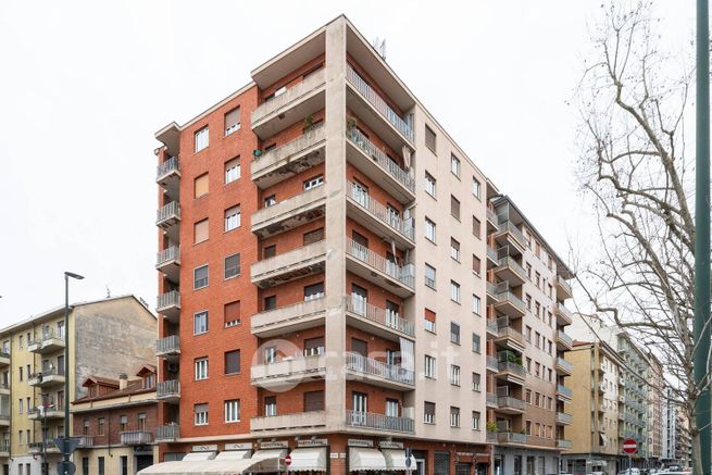 Appartamento in residenziale in Corso Monte Grappa 102