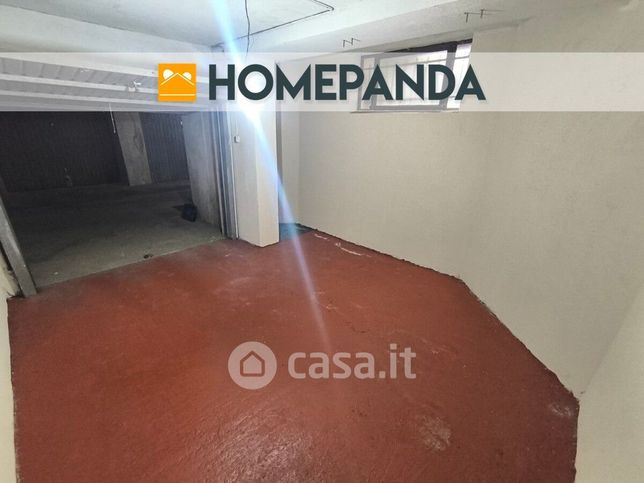 Box/posto auto in residenziale in Via Silvio Pellico 93