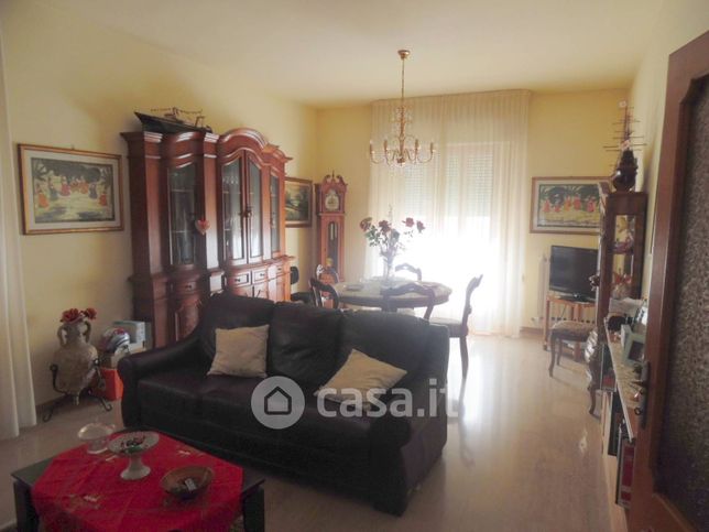 Appartamento in residenziale in Via Felice Cavallotti