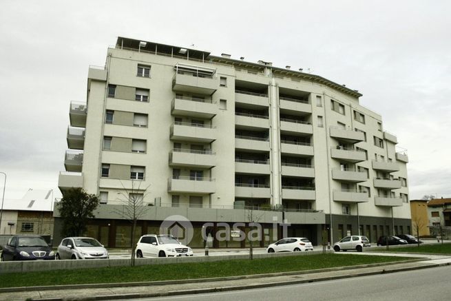 Appartamento in residenziale in Via Pozzuolo