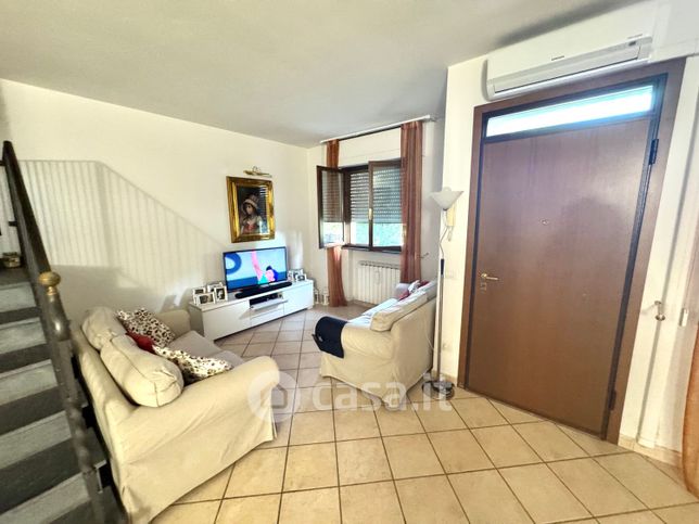 Villetta a schiera in residenziale in Via Colombini