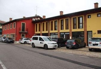 Ufficio in commerciale in Via Gio-Batta Troiani