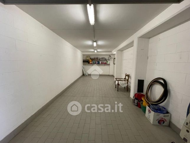 Garage/posto auto in residenziale in Via Palanzone 18