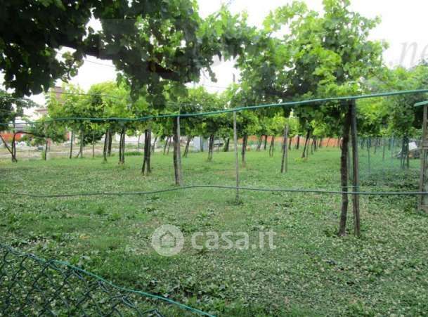 Terreno agricolo in commerciale in Via San Francesco D'Assisi