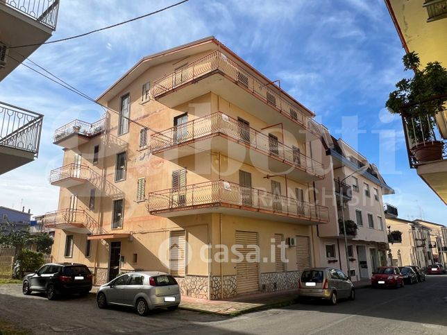 Appartamento in residenziale in Via Bari 59 -39