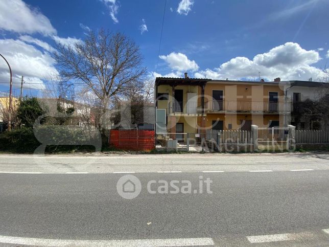 Casa indipendente in residenziale in Via San Salvatore 7