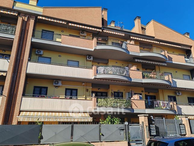 Appartamento in residenziale in Via Sicilia 19