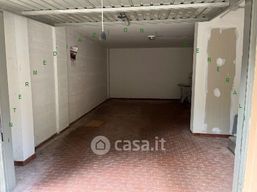 Garage/posto auto in residenziale in 