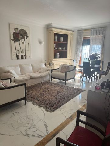 Appartamento in residenziale in Via Francesco Petrarca 101