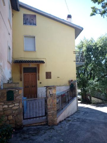 Casa indipendente in residenziale in Via Caionari