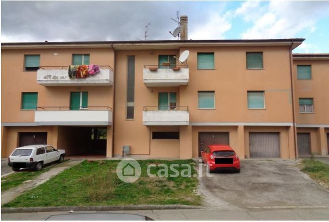 Casa indipendente in residenziale in Via dei Salici 4