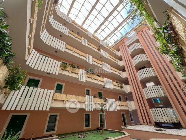 Appartamento in residenziale in Via Riccardo Lombardi 4