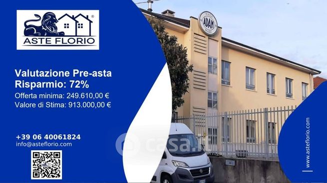 Capannone in commerciale in Via Monte Grappa