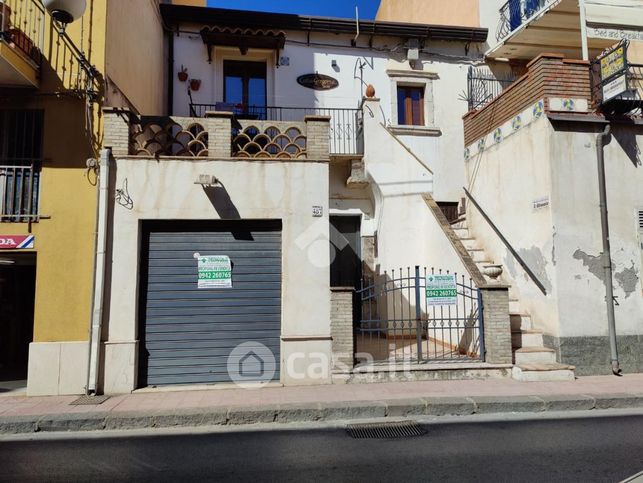 Garage/posto auto in residenziale in Via Umberto I? 481