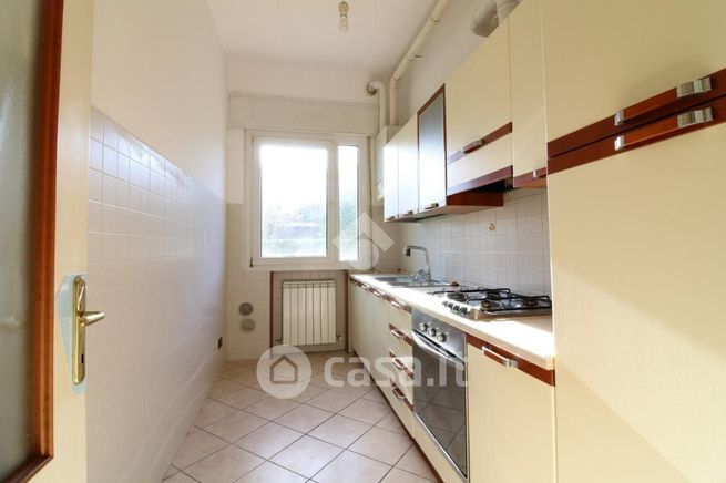 Appartamento in residenziale in Via Tito 5
