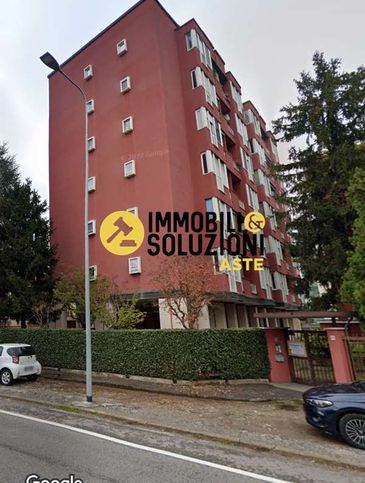 Appartamento in residenziale in Via Padana Superiore 303