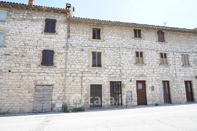 Appartamento in residenziale in Via Tifernate 144