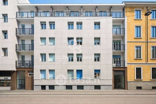 Ufficio in commerciale in Via Quadronno 34