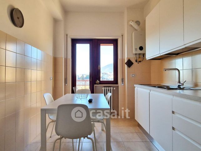 Appartamento in residenziale in Via Luigi Falconi