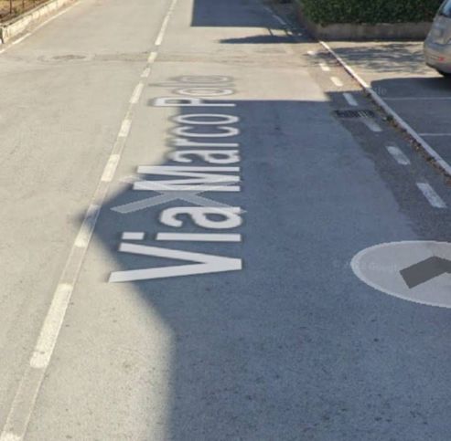 Box/posto auto in residenziale in Via Marco Polo 22