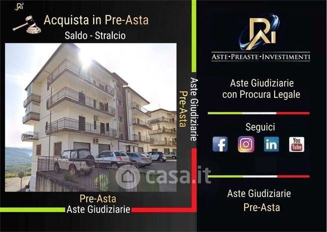 Appartamento in residenziale in Via Santa Palomba 3