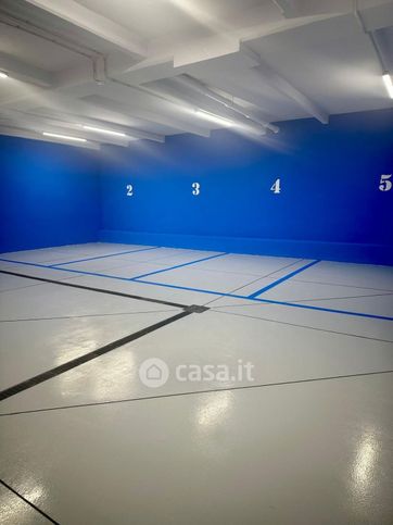 Box/posto auto in residenziale in Via Massena 13