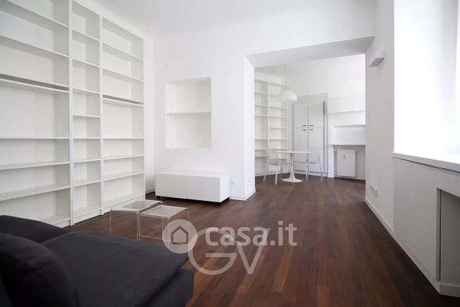 Appartamento in residenziale in Via Giorgio Giulini