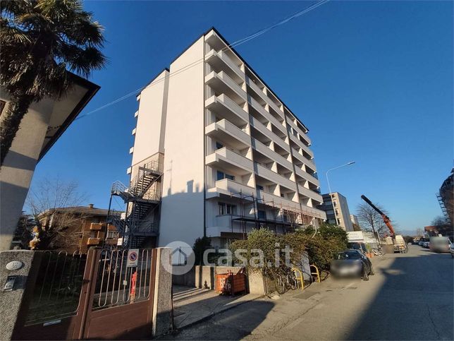 Box/posto auto in residenziale in Via Podgora