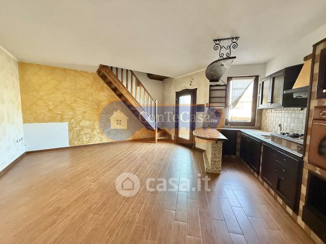 Casa bi/trifamiliare in residenziale in Via Rocco Chinnici 18
