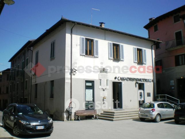 Ufficio in commerciale in Piazza San Giacomo 1