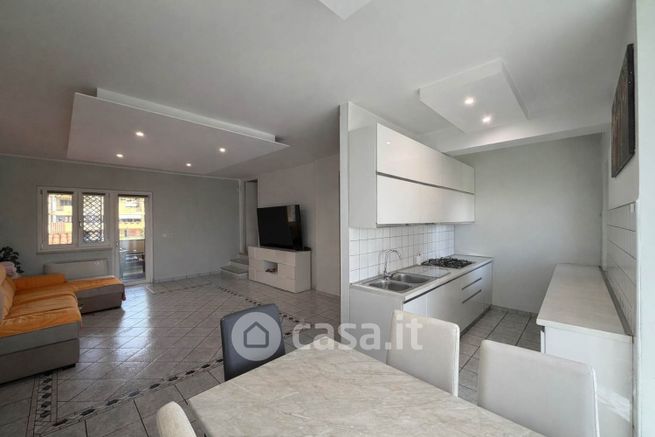Appartamento in residenziale in Via Ivanoe Bonomi